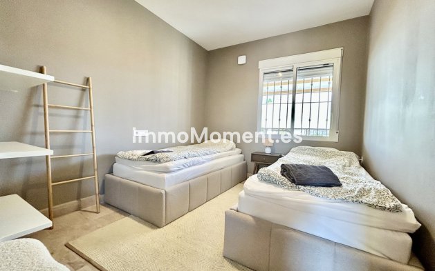 Resale - Detached villa - Orihuela - Cabo roig - La Zenia