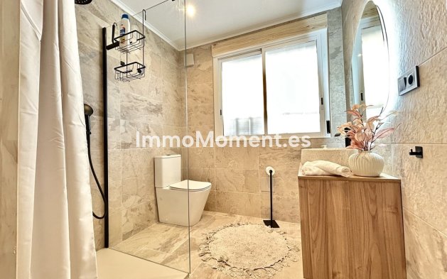 Resale - Detached villa - Orihuela - Cabo roig - La Zenia