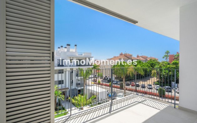 Revente - Appartement - Estepona  - Estepona Centro