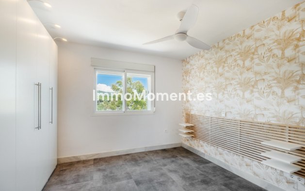 Wiederverkauf - Wohnung - Marbella - Costabella