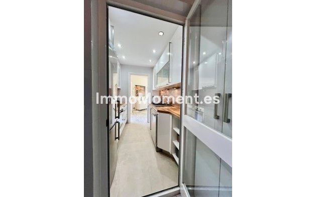 Resale - Apartment - Marbella - Elviria