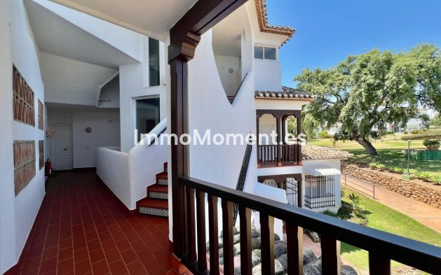 Resale - Apartment - Marbella - Elviria
