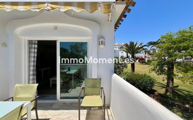 Resale - Apartment - Marbella - Elviria