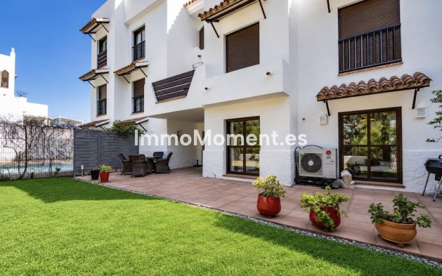 Resale - Apartment - Estepona - New Golden Mile