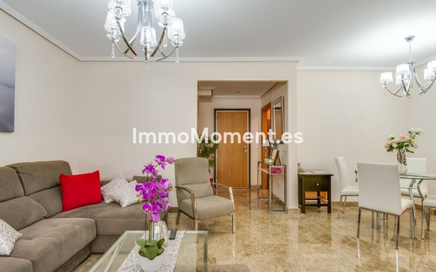 Resale - Apartment - Estepona - New Golden Mile