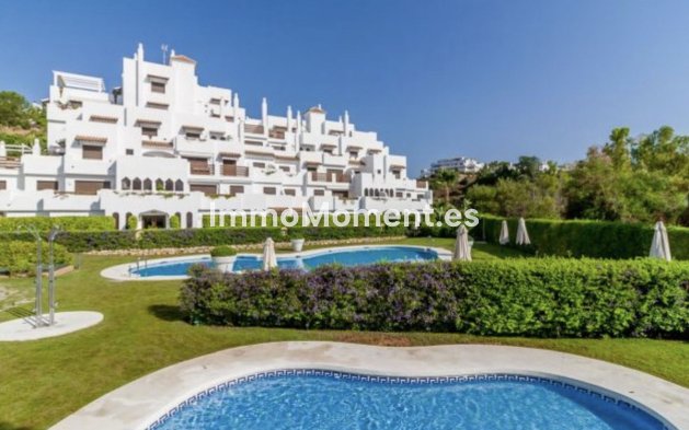 Resale - Apartment - Estepona - New Golden Mile