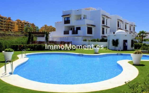 Resale - Apartment - Estepona - New Golden Mile