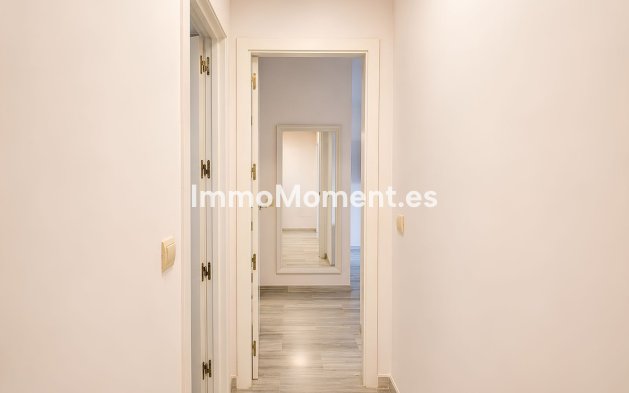 Resale - Apartment - Fuengirola - Fuengirola Centro