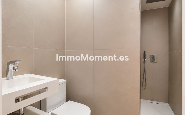 Resale - Apartment - Fuengirola - Fuengirola Centro