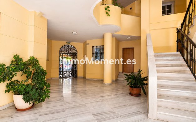 Resale - Apartment - Fuengirola - Fuengirola Centro