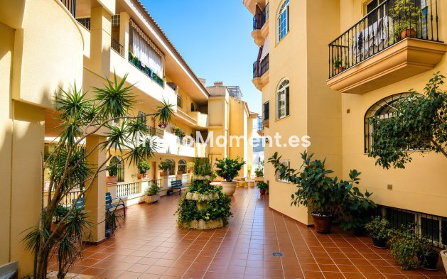 Resale - Apartment - Fuengirola - Fuengirola Centro