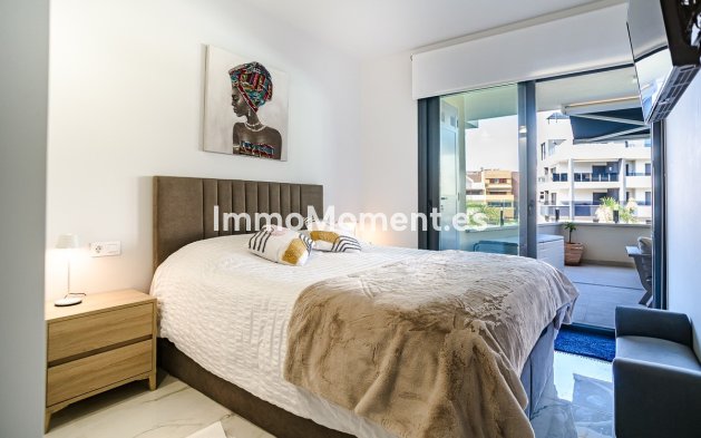 Resale - Apartment - Torrevieja - Torrevieja Centro
