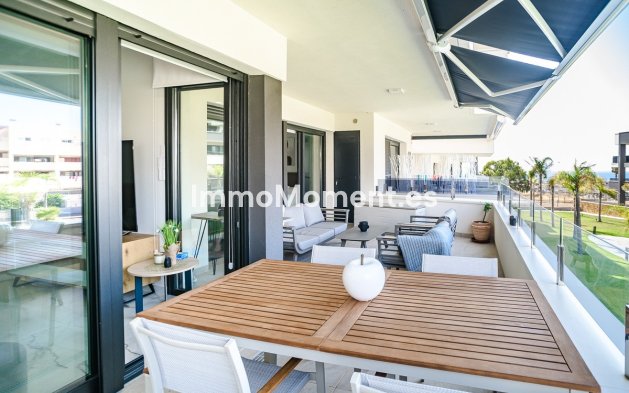 Resale - Apartment - Torrevieja - Torrevieja Centro