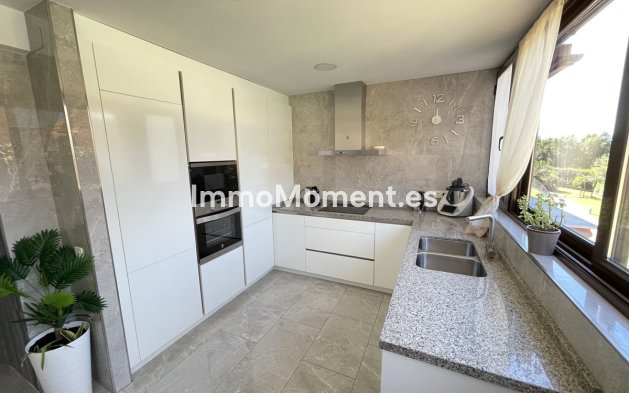 Resale - Apartment - Marbella - Marbella Centro