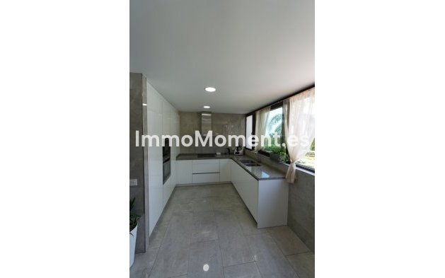 Resale - Apartment - Marbella - Marbella Centro