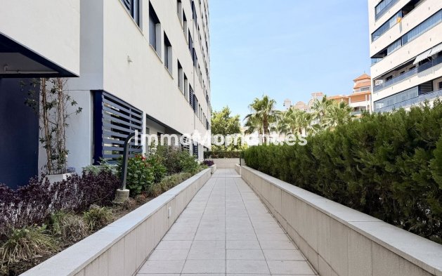Reventa - Apartamento - Estepona  - Estepona Centro