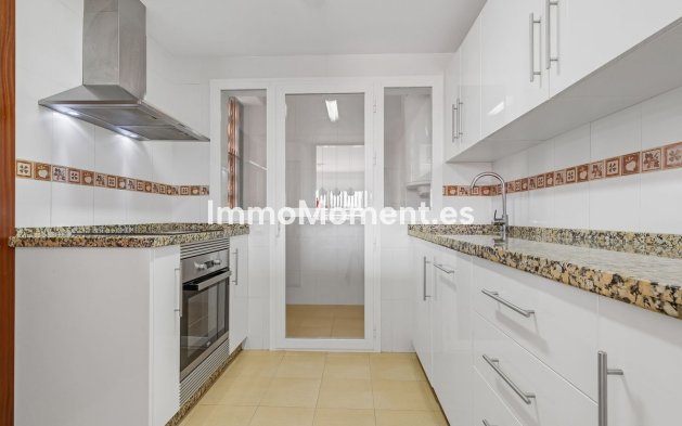 Resale - Apartment - Fuengirola - Fuengirola Centro