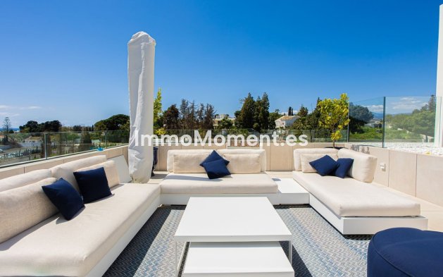 Resale - Apartment - Marbella - Puerto Banús