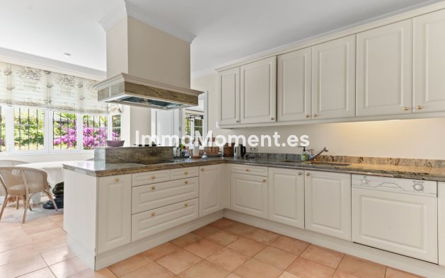 Wiederverkauf - Freistehende Villa - Marbella - Bahía de Marbella