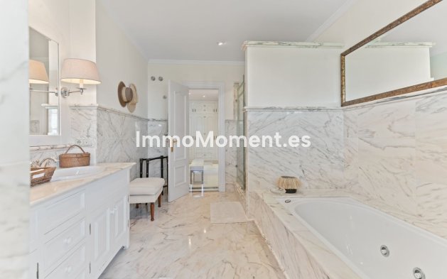 Wiederverkauf - Freistehende Villa - Marbella - Bahía de Marbella