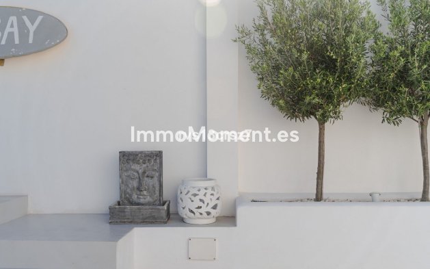 Wiederverkauf - Freistehende Villa - Marbella - El Rosario