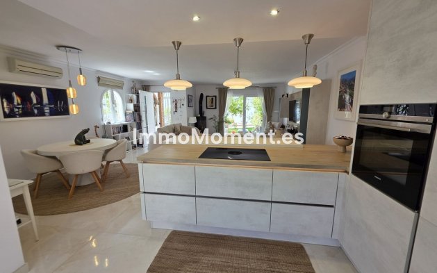 Resale - Townhouse - Mijas - La Cala de Mijas