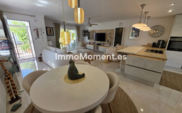 Resale - Townhouse - Mijas - La Cala de Mijas