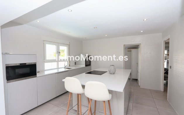 Wiederverkauf - Freistehende Villa - Orihuela - Los Balcones - Los Altos del Edén