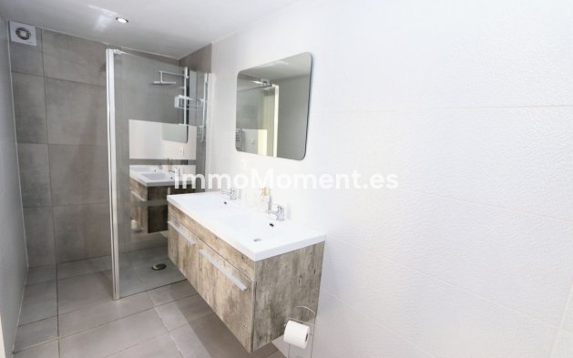 Wiederverkauf - Freistehende Villa - Orihuela - Los Balcones - Los Altos del Edén