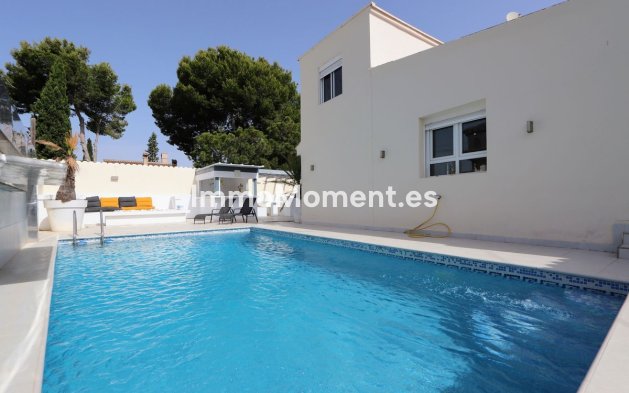 Wiederverkauf - Freistehende Villa - Orihuela - Los Balcones - Los Altos del Edén