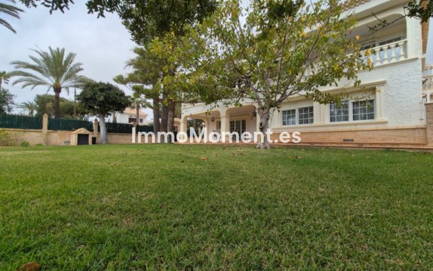 Reventa - Villa independiente - Orihuela - Orihuela Centro