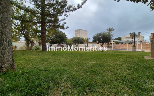 Reventa - Villa independiente - Orihuela - Orihuela Centro