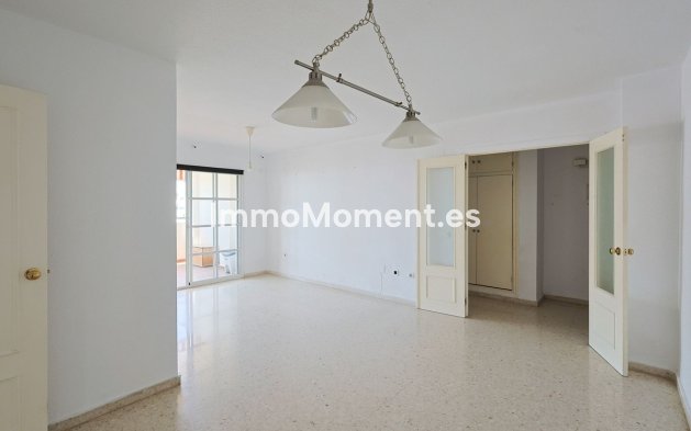 Resale - Apartment - Benalmadena - Arroyo de la Miel