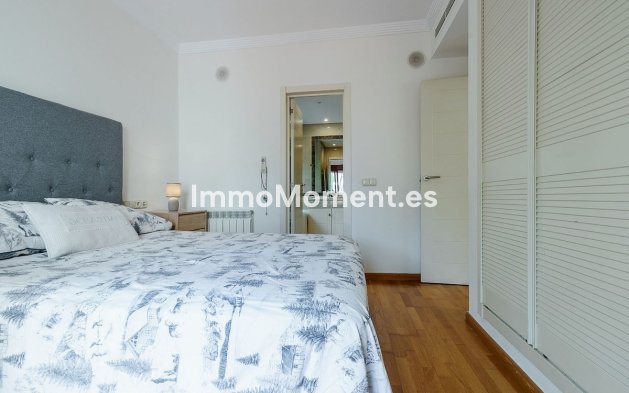 Resale - Townhouse - Marbella - Nueva Andalucía