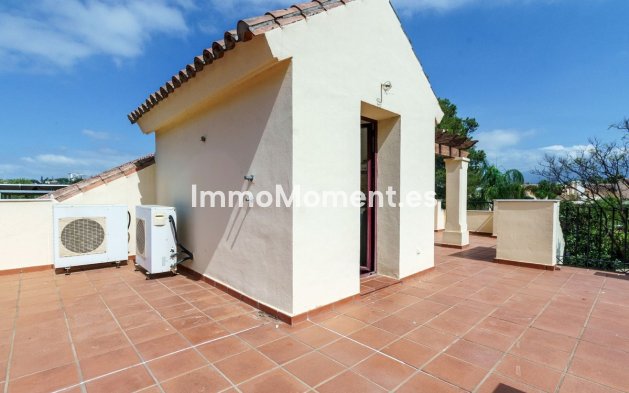 Resale - Townhouse - Marbella - Nueva Andalucía