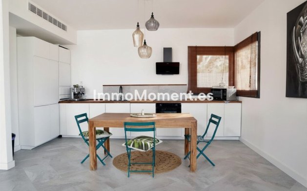 Revente - Villa individuelle - Intérieur                       - Coín