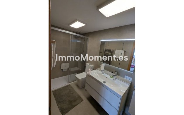 Resale - Apartment - Casares - Casares Centro