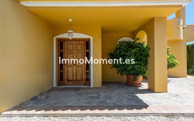 Bestaande woning - Vrijstaande villa - Estepona  - Atalaya