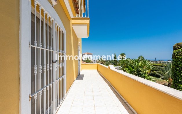 Bestaande woning - Vrijstaande villa - Estepona  - Atalaya