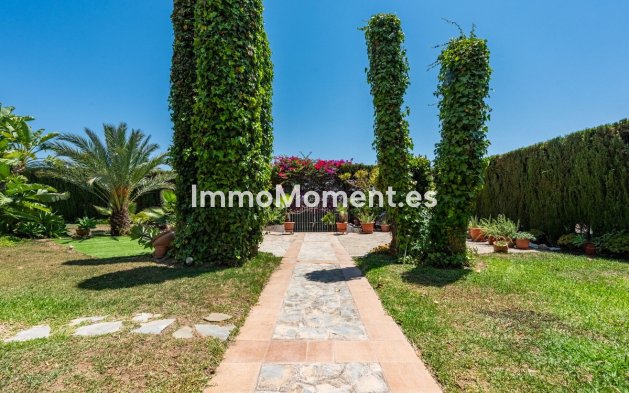 Bestaande woning - Vrijstaande villa - Estepona  - Atalaya