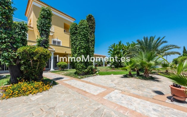 Bestaande woning - Vrijstaande villa - Estepona  - Atalaya