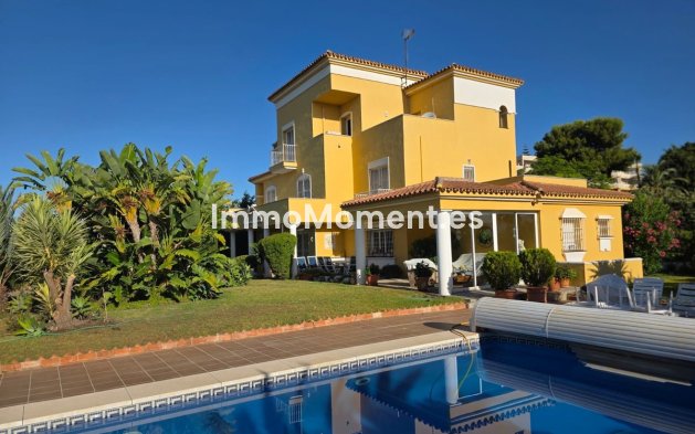 Bestaande woning - Vrijstaande villa - Estepona  - Atalaya