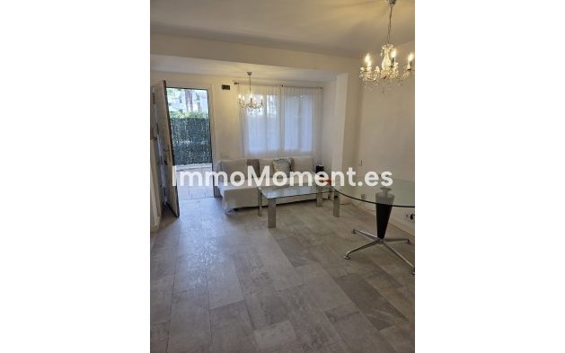 Revente - Appartement - Estepona  - Benamara