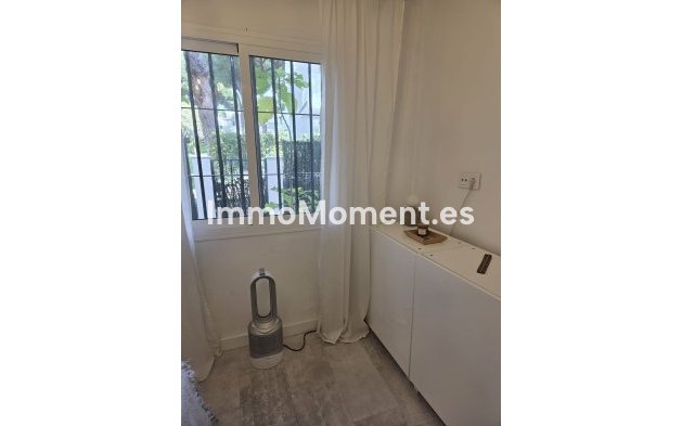 Revente - Appartement - Estepona  - Benamara