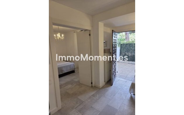 Revente - Appartement - Estepona  - Benamara