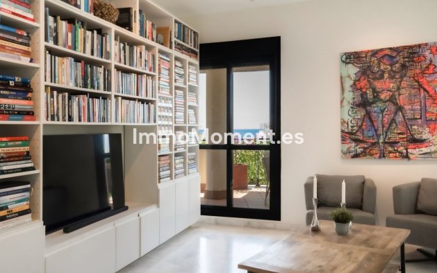 Reventa - Apartamento - Estepona  - Estepona Centro