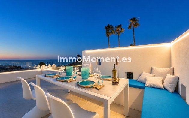 Resale - Detached villa - Estepona - Estepona Centro