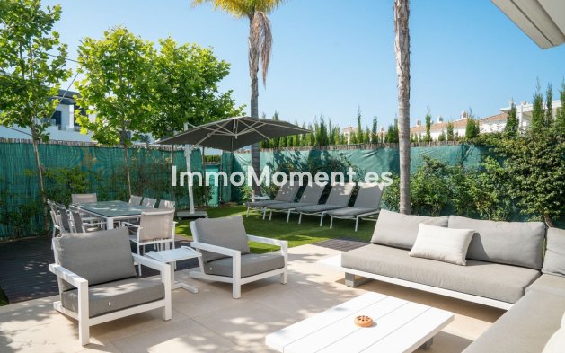 Bestaande woning - Vrijstaande villa - Estepona  - Selwo