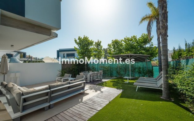 Bestaande woning - Vrijstaande villa - Estepona  - Selwo