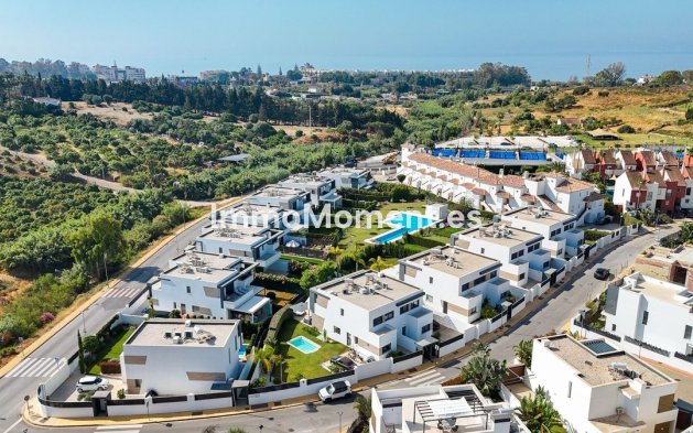 Bestaande woning - Vrijstaande villa - Estepona  - Selwo